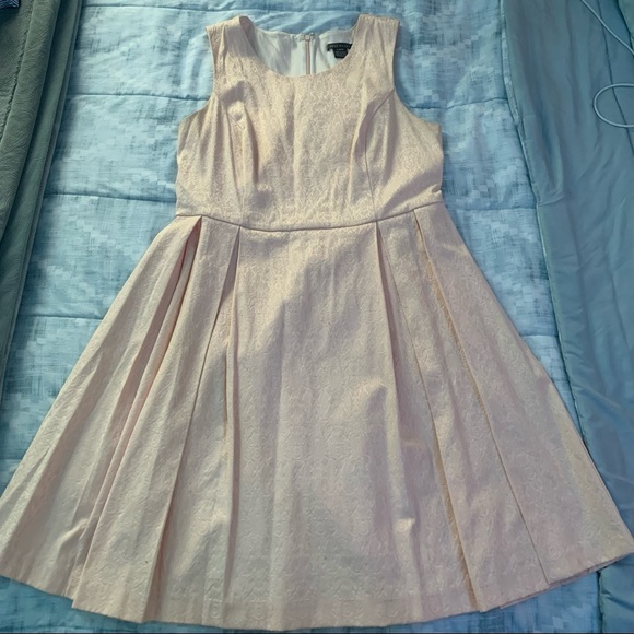 Light Pink mid Length Dress - Picture 2 of 4